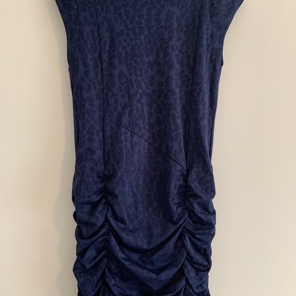 Comfy and beautiful! - Picture 4 of 5